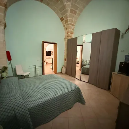 Via Angelo Custode, 38- Apartment